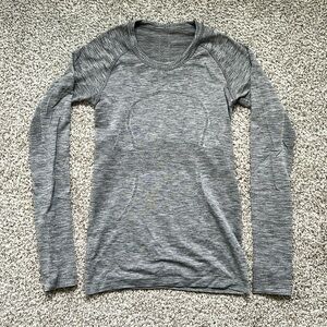 Lululemon Swifty Tech Long Sleeve Grey size 6